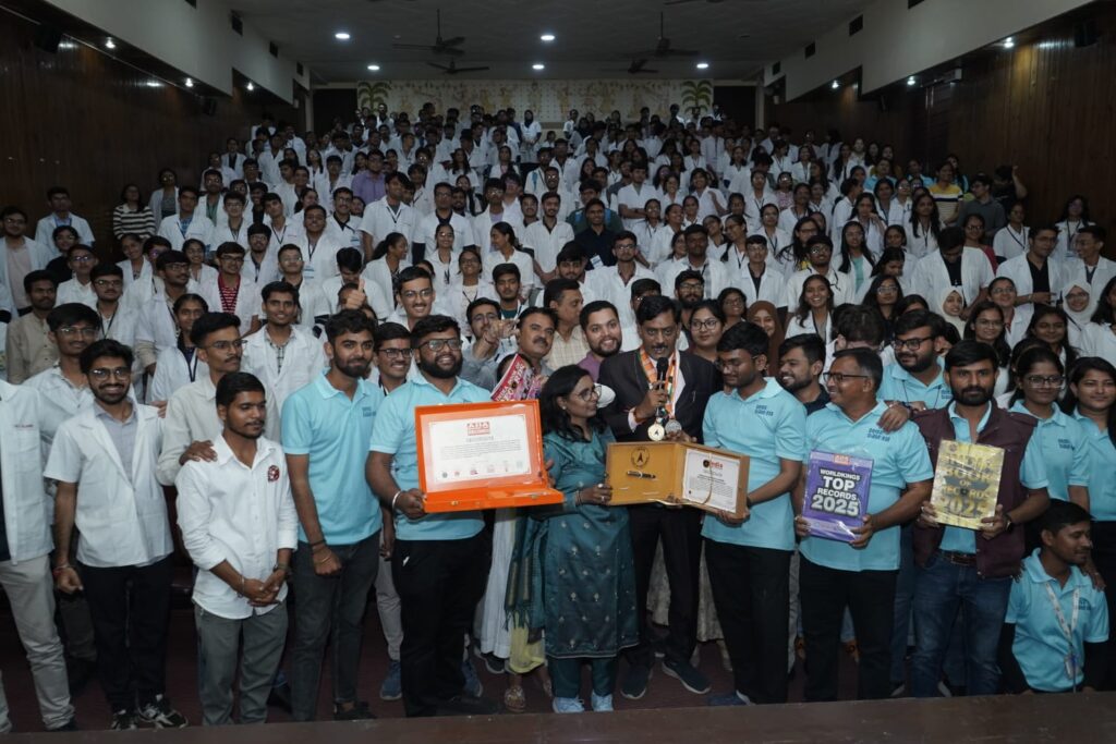 Dr. Prakash Kurmi, MBBS, MD (Medicine), FIDM (Senior Diabetologist), being honored for his exceptional contribution to healthcare and social welfare. As the Founder of Shivam Charitable Trust and DEFEAT DIABETESE – “એક યુદ્ધ ડાયાબિટીસ વિરુદ્ધ”, he has dedicated over 30 years to diabetes care, community healthcare, BSF welfare initiatives, educational support programs, and public health awareness campaigns, positively impacting more than 100,000 lives across India.